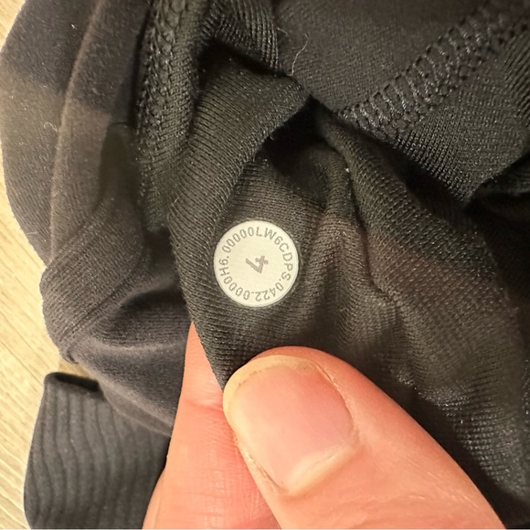 Lululemon Super High-Rise Ribbed Waist Align Crop - Picture 5 of 5